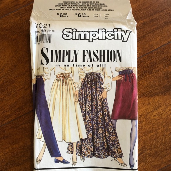 2 Sewing Patterns  casual pants and skirts. - Picture 5 of 7